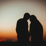 Miks partnerid lahku lähevad: vaikne draama sõnastamata ootustest miks-partnerid-lahku-lahevad-vaikne-draama-sonastamata-ootustest.jpg